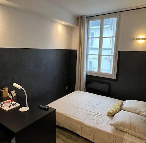 Echec Et Mat Chic - Gare & Hyper Centre * Angers